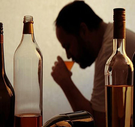 احتمال کوری و مرگ با مصرف هرنوع مدل از الکل